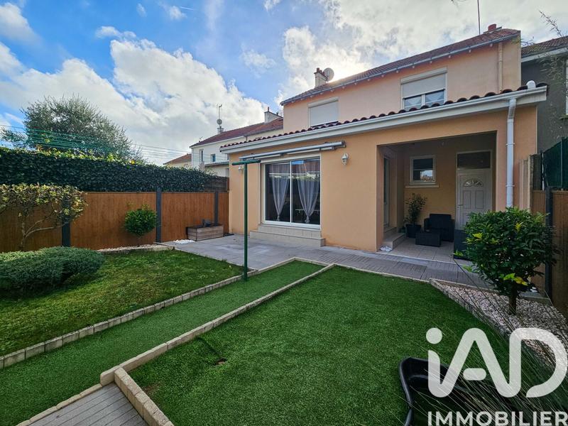 Maison - 102 m² - 6 pièces