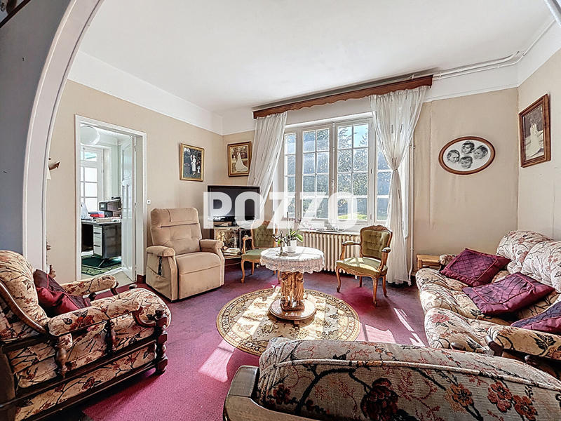 Maison - 177 m² - 8 pièces