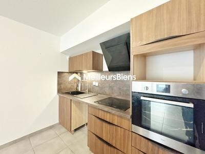 Appartement - 75 m² - 3 pièces