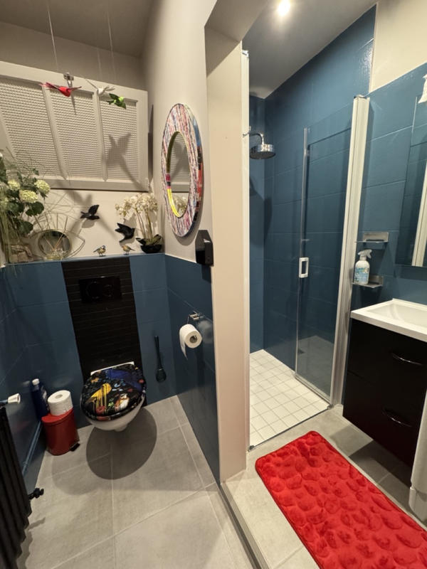 Maison - 180 m² - 7 pièces