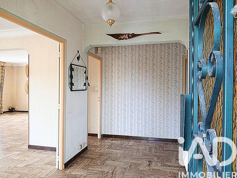 Maison - 207 m² - 11 pièces