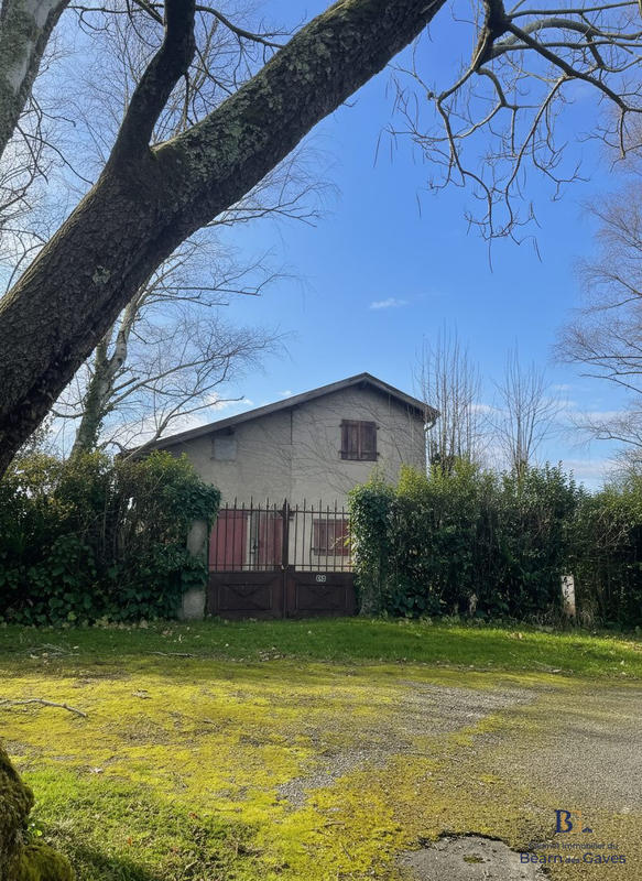 Maison - 88 m² - 3 pièces