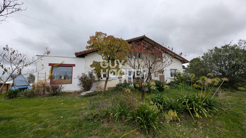 Maison - 142 m² - 6 pièces