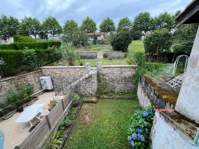 Maison - 193 m² - 10 pièces