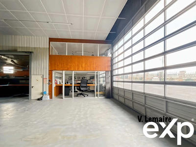 Local commercial - 156 m² - 4 pièces