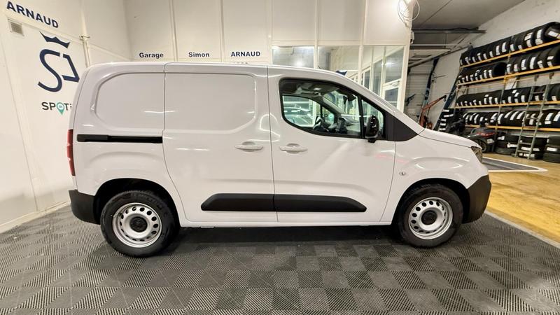 Peugeot Partner III Taille m 800kg 50kwh