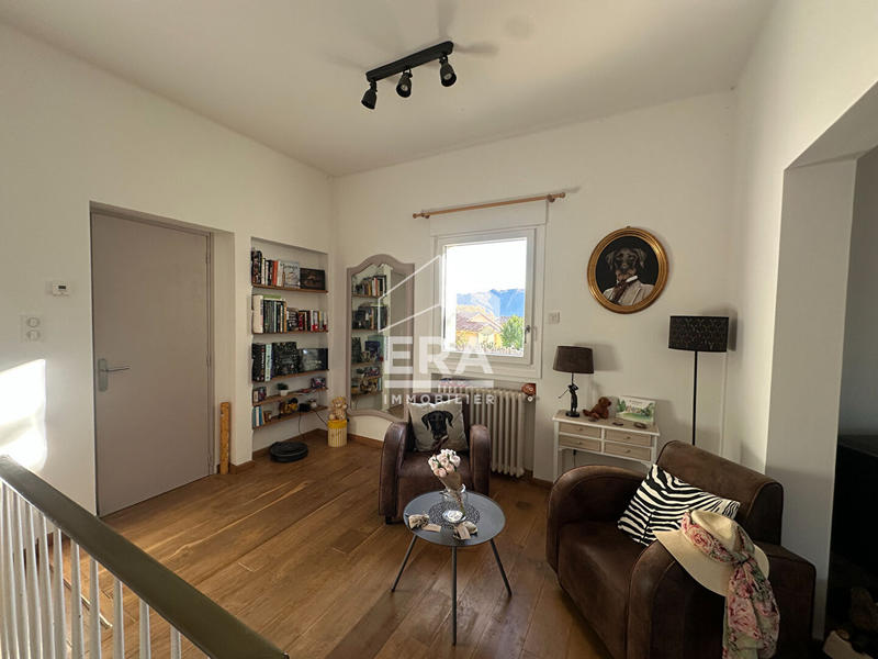 Maison - 182 m² - 6 pièces