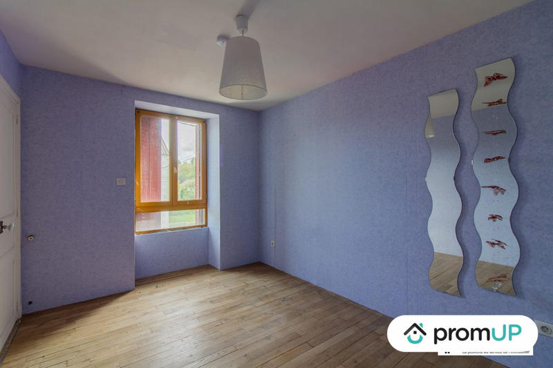 Maison - 240 m² - 8 pièces