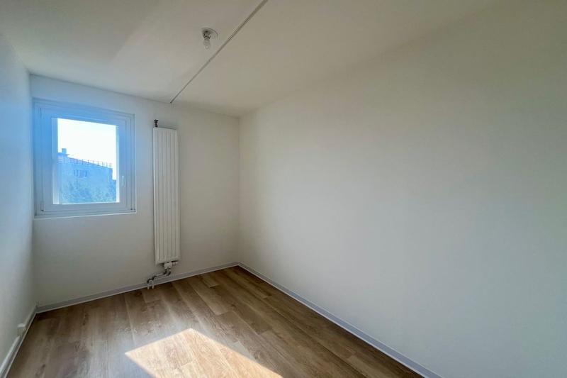 Appartement - 100 m² - 5 pièces