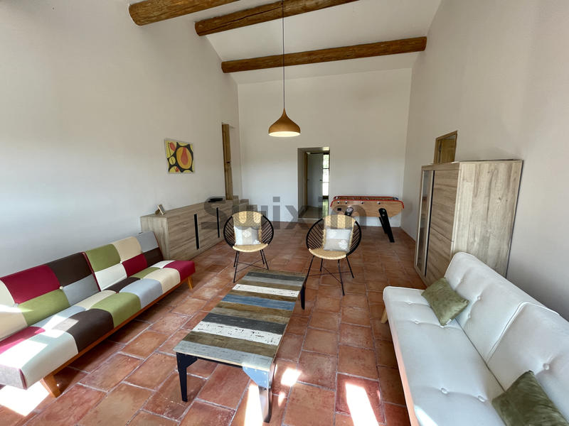 Mas - 302 m² - 11 pièces