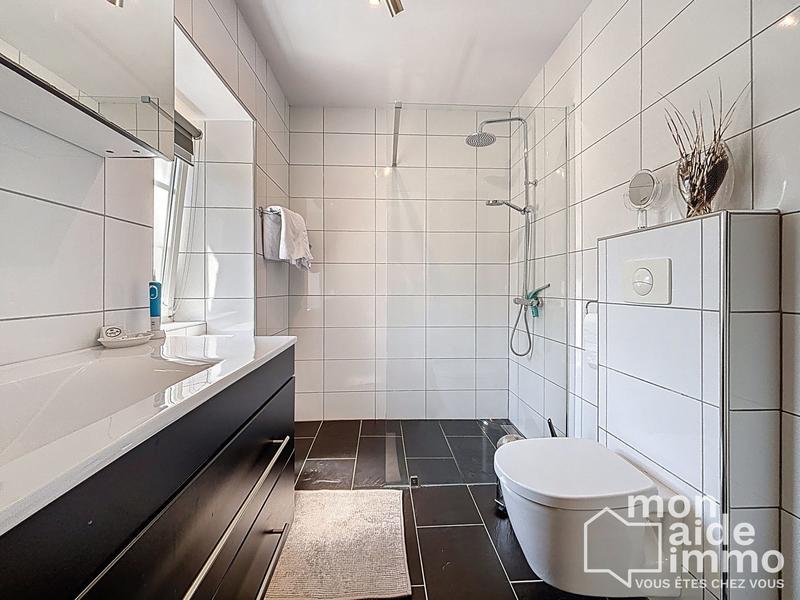 Maison ancienne - 230 m² - 7 pièces