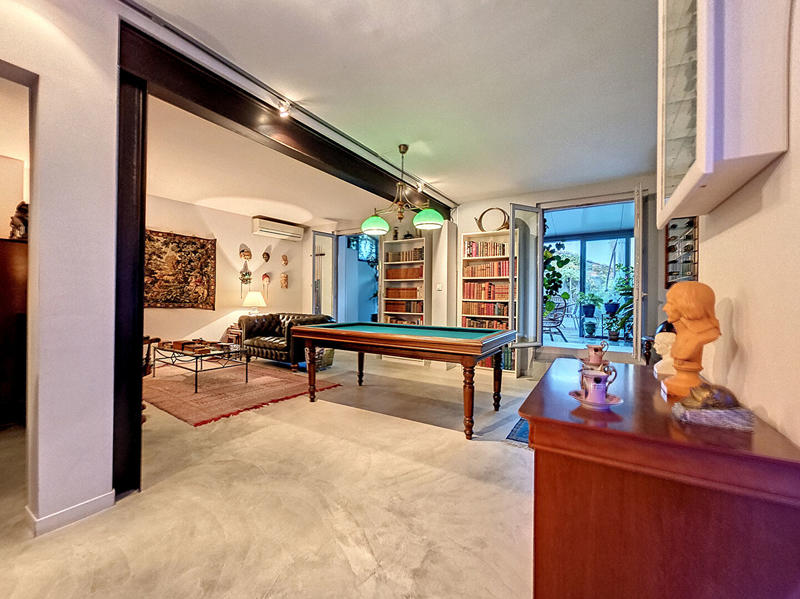 Maison - 200 m² - 6 pièces