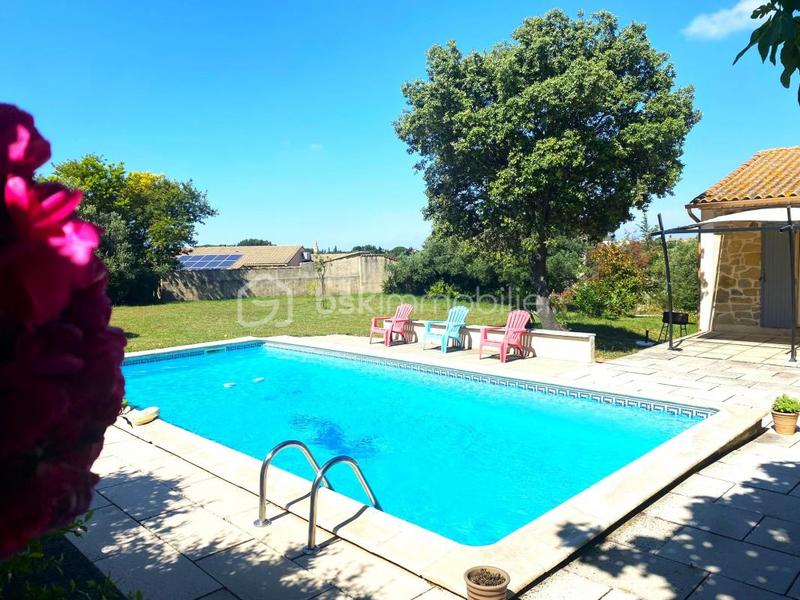 Propriété - 225 m² - 9 pièces