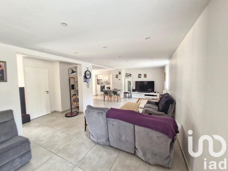 Maison - 218 m² - 8 pièces