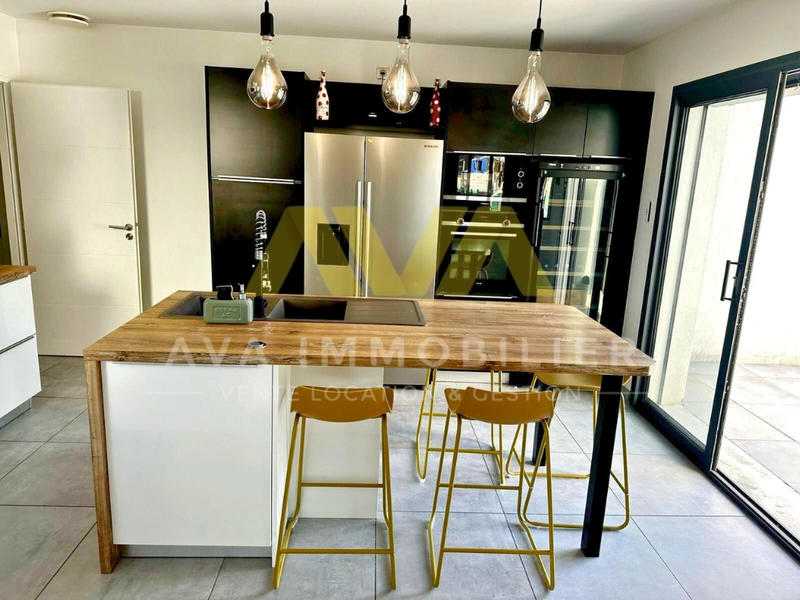 Villa - 138 m² - 5 pièces