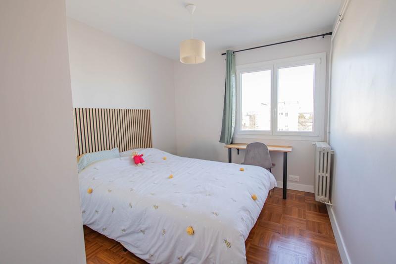 Appartement - 96 m² - 5 pièces