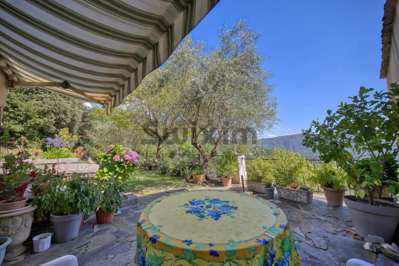 Mas - 172 m² - 9 pièces