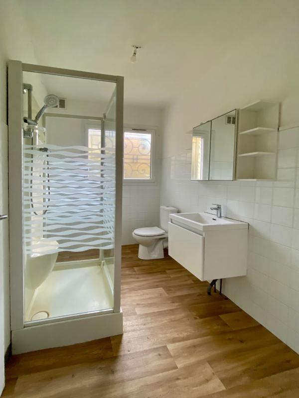 Maison - 284 m² - 9 pièces