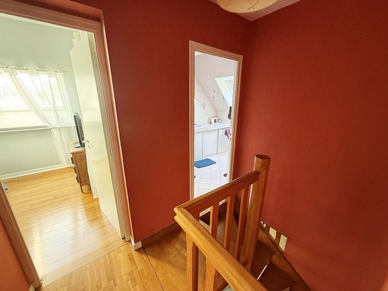 Maison - 107 m² - 7 pièces