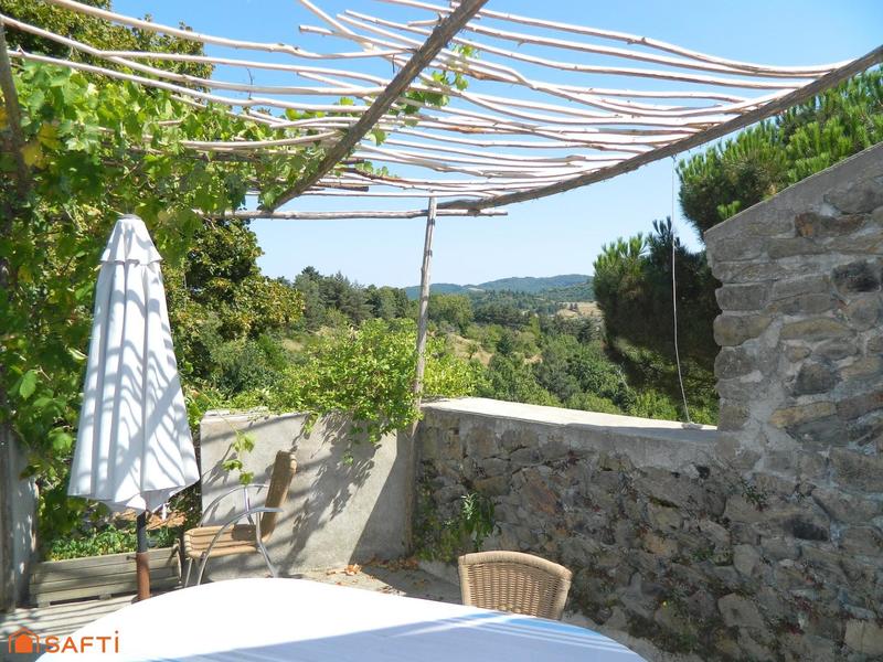 Maison - 88 m² - 3 pièces