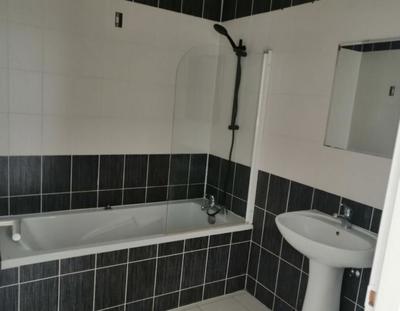 Appartement ancien - 72 m² - 3 pièces