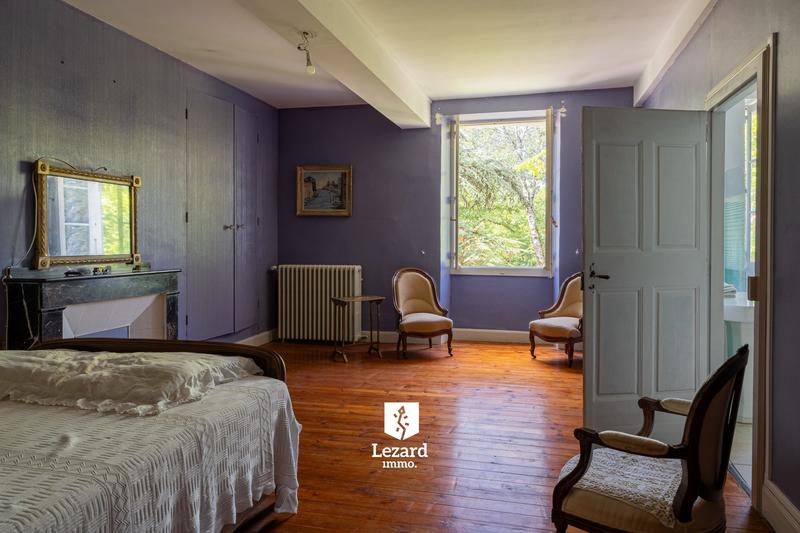 Manoir - 410 m² - 11 pièces