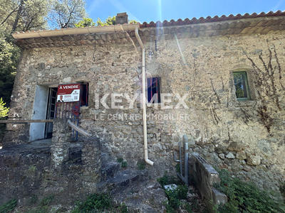 Maison - 180 m² - 4 pièces