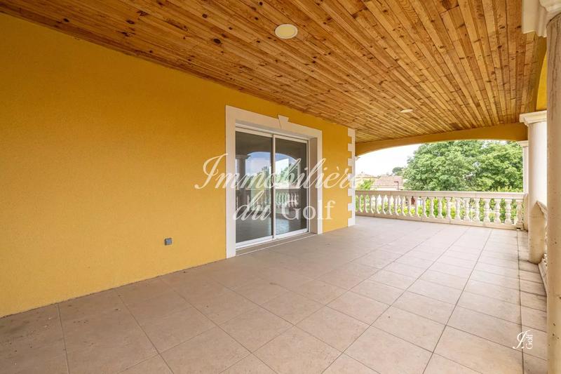 Maison - 170 m² - 6 pièces