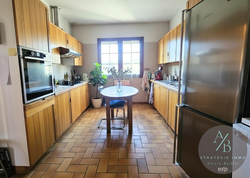Maison - 163 m² - 7 pièces