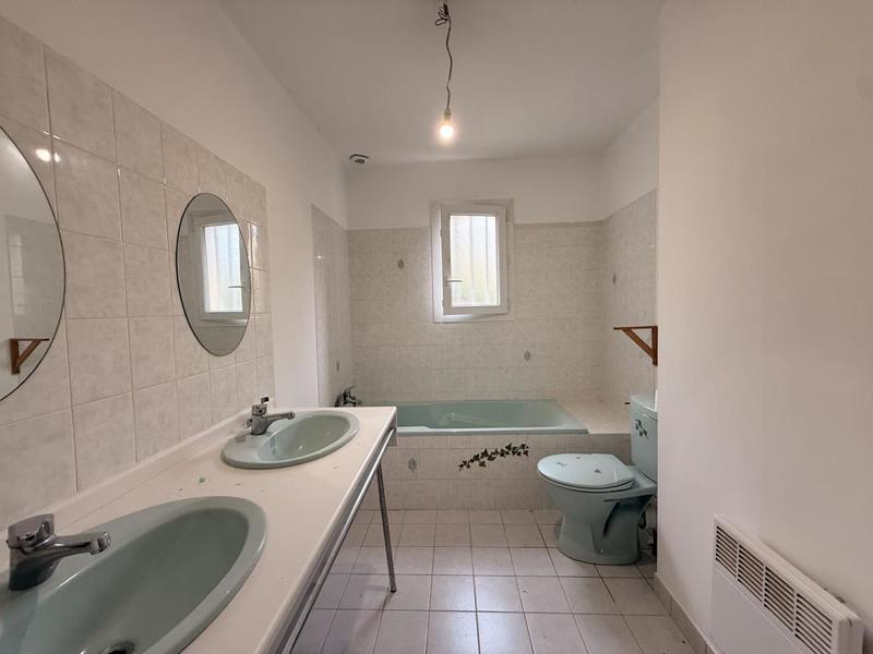 Maison - 111 m² - 6 pièces