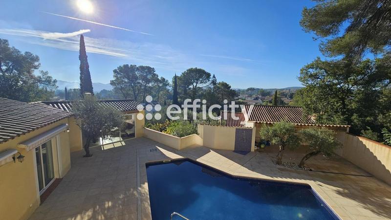 Maison - 169 m² - 7 pièces