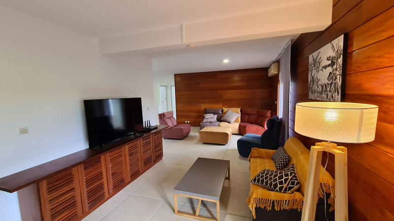 Appartement - 120 m² - 5 pièces