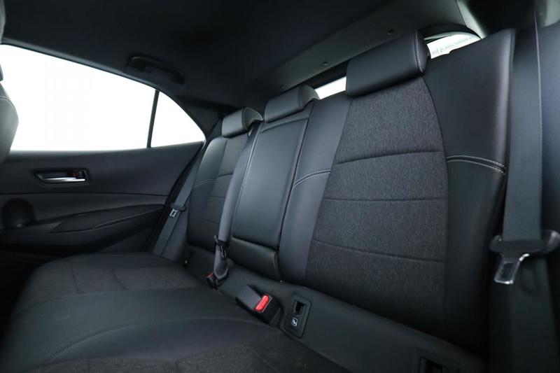 Toyota Corolla 2.0 Hybride Design 180h