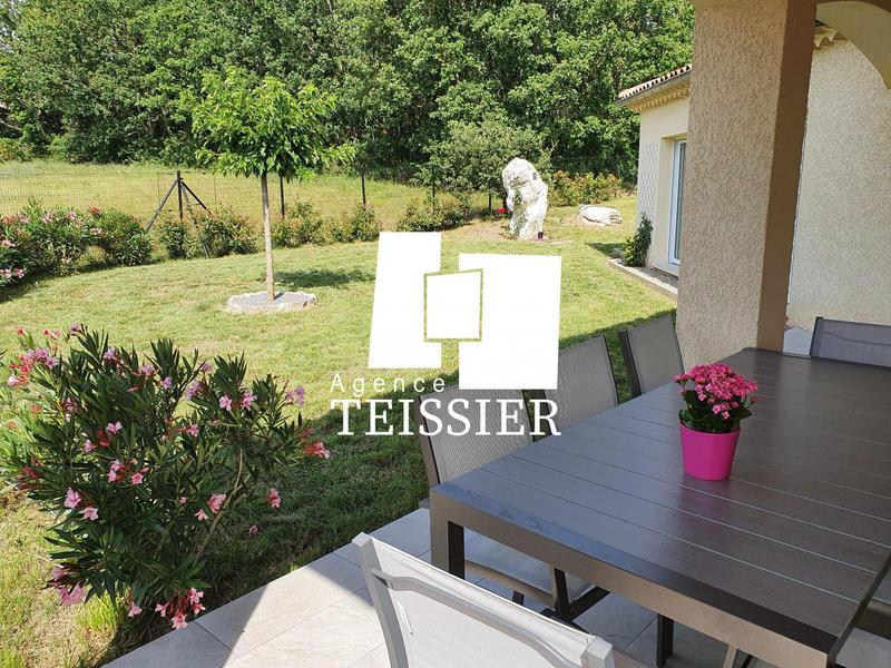 Villa - 101 m² - 4 pièces