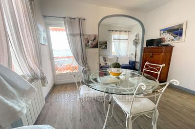 Maison - 180 m² - 6 pièces