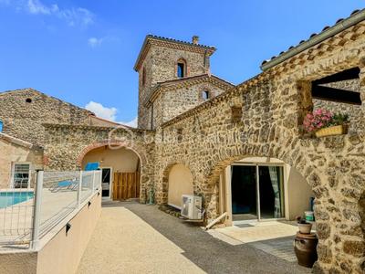 Corps de ferme - 350 m² - 13 pièces