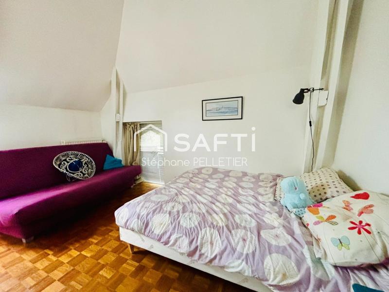 Maison - 201 m² - 6 pièces