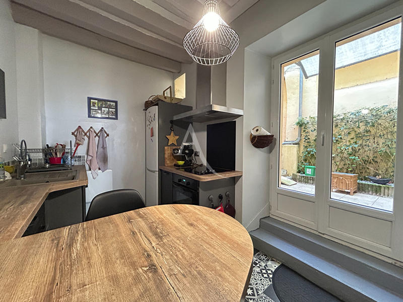 Maison - 93 m² - 4 pièces