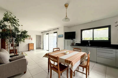 Maison - 145 m² - 6 pièces