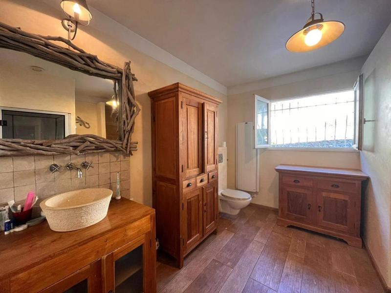 Villa - 241 m² - 7 pièces