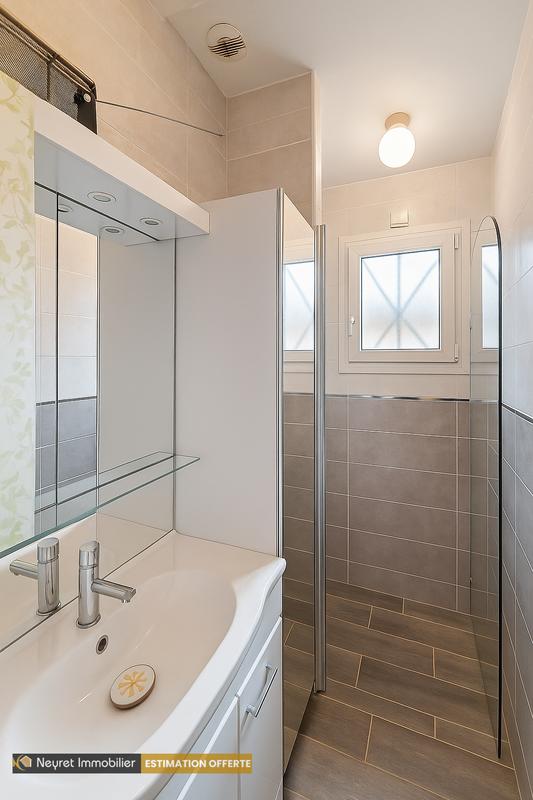 Maison - 137 m² - 7 pièces