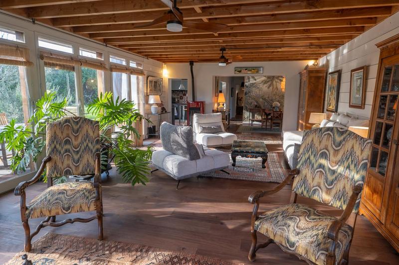 Maison - 187 m² - 5 pièces