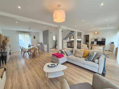 Maison - 154 m² - 5 pièces