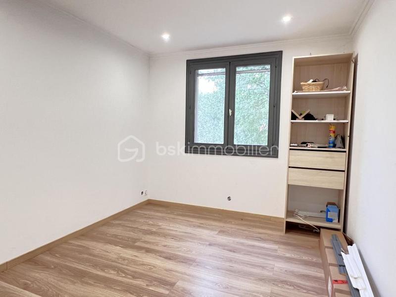 Maison traditionnelle - 151 m² - 5 pièces