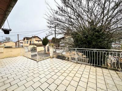 Maison - 92 m² - 4 pièces