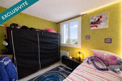 Appartement - 77 m² - 4 pièces