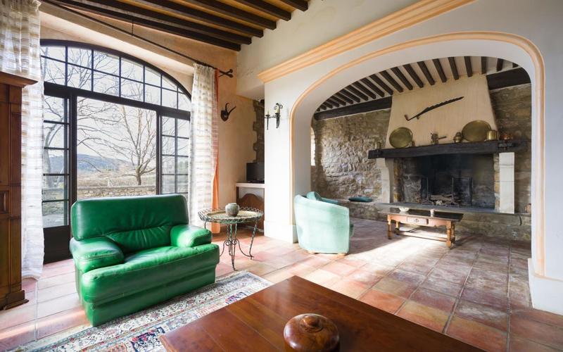 Maison en pierre - 256 m² - 8 pièces