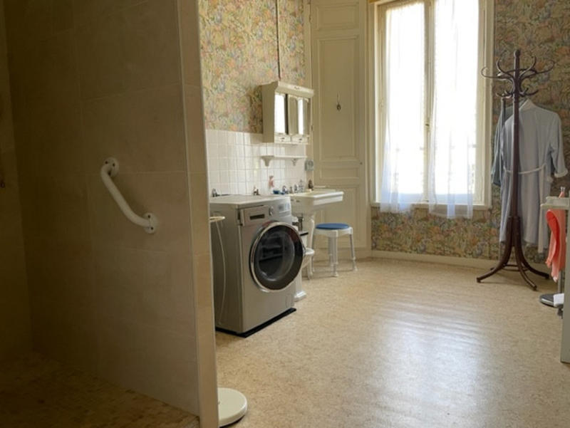 Maison - 316 m² - 10 pièces