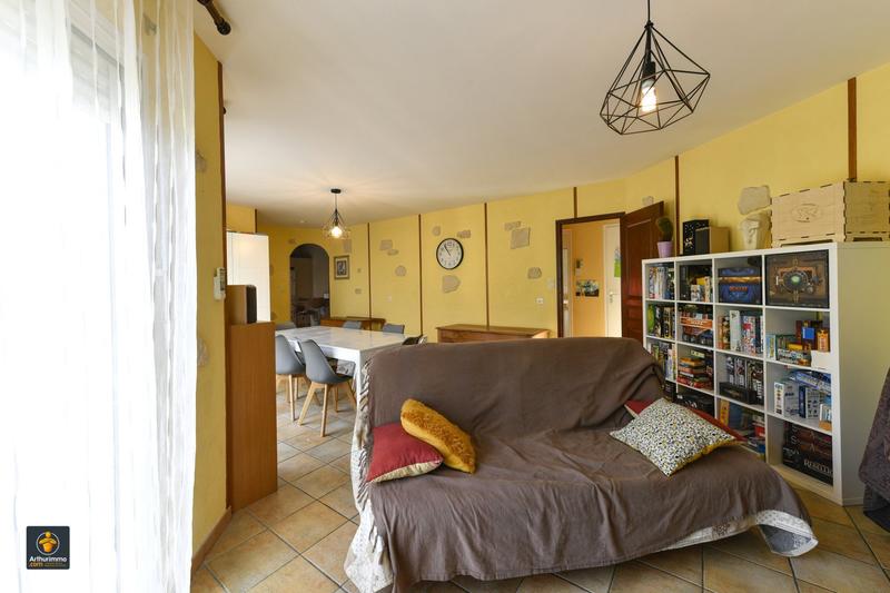 Maison - 122 m² - 5 pièces