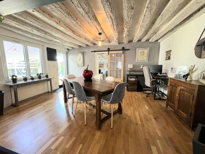 Maison - 170 m² - 8 pièces